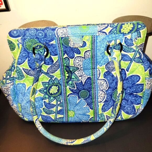 GUC Vera Bradley Retired Blue/Green Doodle Daisy Handbag - Picture 1 of 9